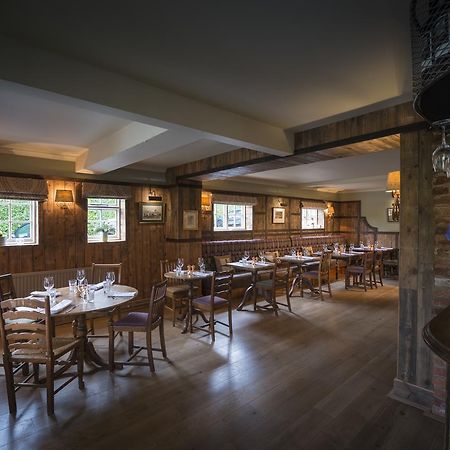The Hawk Inn Andover Eksteriør bilde