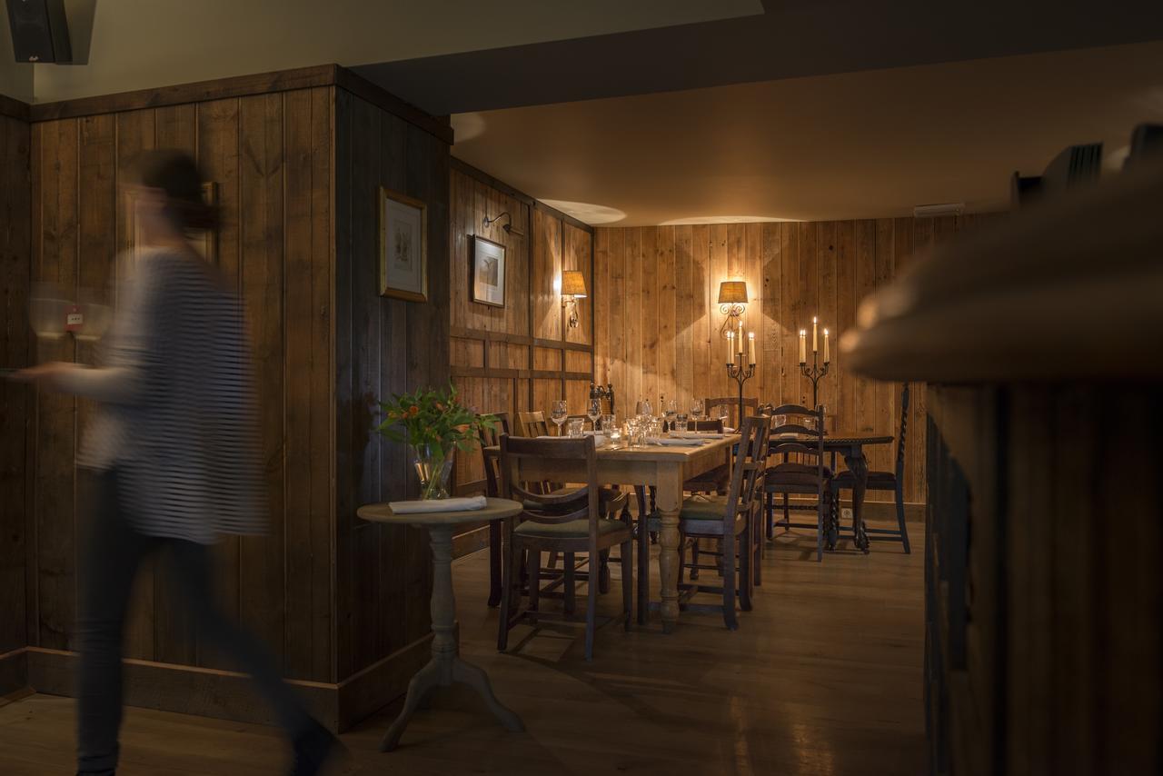 The Hawk Inn Andover Eksteriør bilde